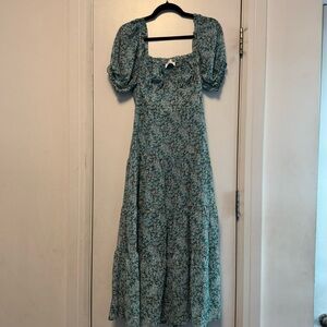 ASTR Floral Sweetheart Puff Sleeve Smocked Midi Dress